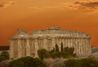 Il Tempio di Hera del Parco Archeologico di Selinunte, affiancato dalle rovine dei templi di Zeus ed Atena